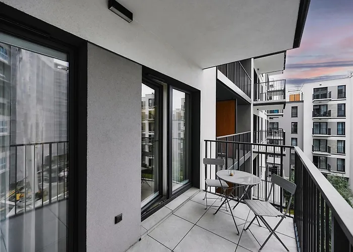 Golden Dreams Luxury 21 *