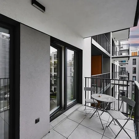 Golden Dreams Luxury 21 *